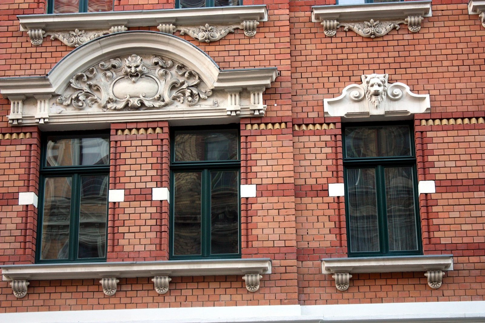 Stuckornament an einer Gründerzeitfassade